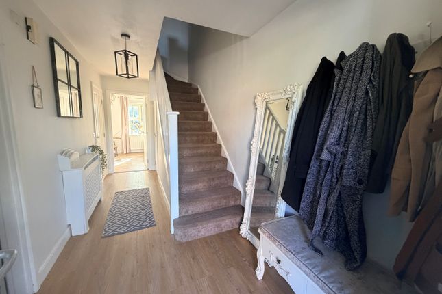 9, Partridge Close, Cheddington photo 4