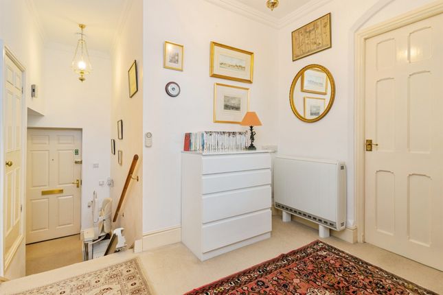 11, The Priory, Priory Road, Newton Abbot photo 3