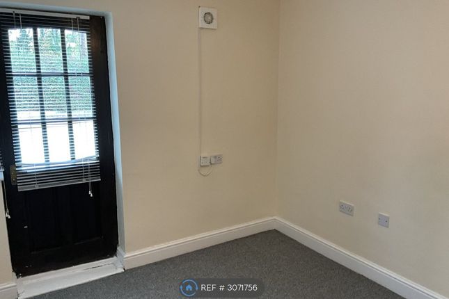Bricket Lodge, Lye Lane Bricket Wood, St Albans photo 3