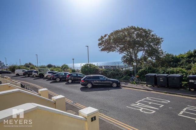 Flat for sale in The Salterns, 15-16 Undercliff Road, Bournemouth