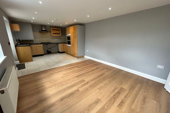 Apt 4, 6 York Road, Llandudno photo 3