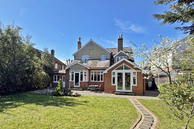 24, Clifford Grove, Ashford photo 3