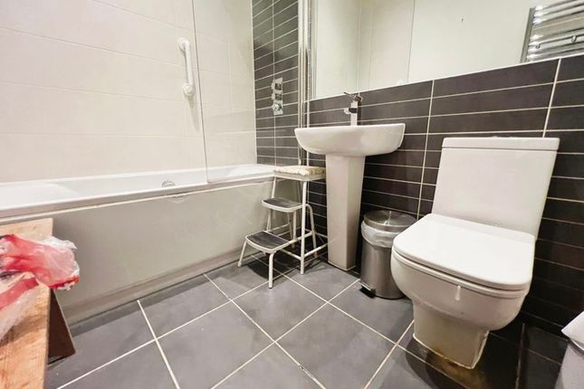 Flat for sale in 41 Atlas Mill, Bentinck Street, Heaton