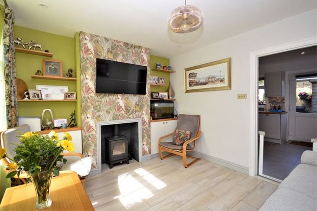 Terraced house for sale in Wellington Street, Thame