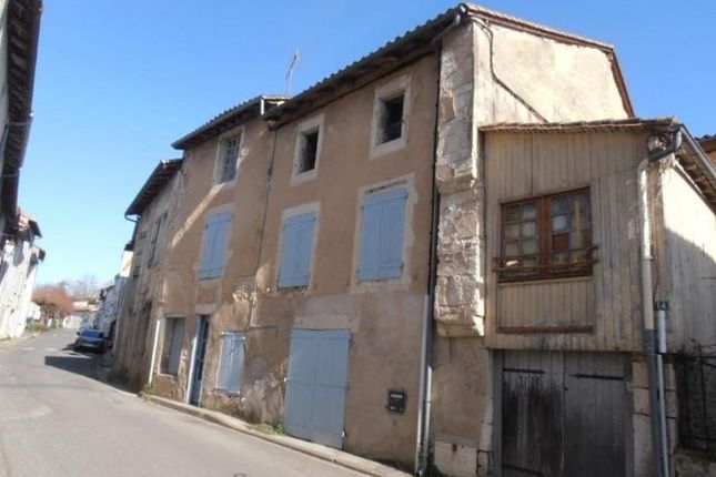 Thumbnail Town house for sale in Verteuil-Sur-Charente, Poitou-Charentes, 16510, France