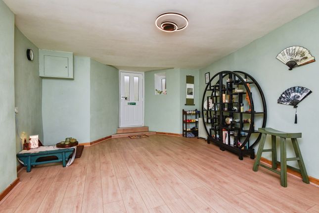 378, Marine Road East, Lancashire photo 3