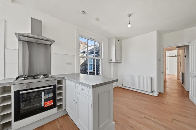 236, Elmhurst Mansions, Elmhurst Street, London photo 4