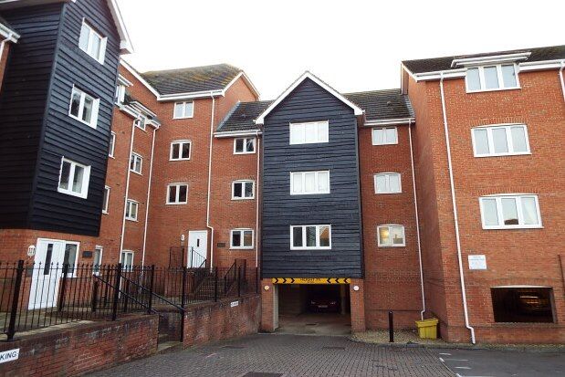 Thumbnail Flat to rent in 15 Priory Avenue, Southampton