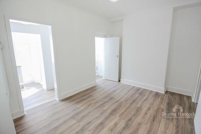 130 Cotehele Avenue, Plymouth photo 4