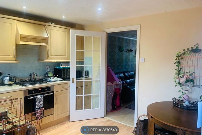 The Chilterns, Great Ashby, Stevenage photo 4
