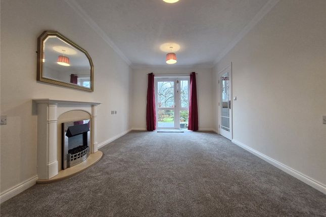 Apartment 6, Holyshute Lodge,, Langford Road, Devon photo 3