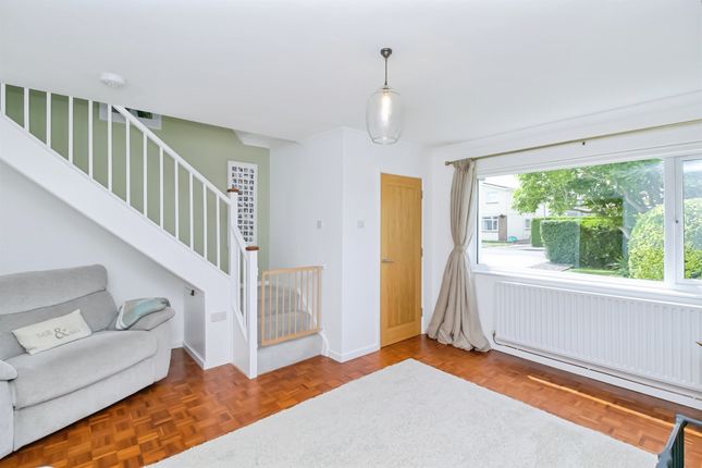 6, Tathan Crescent, Barry photo 4