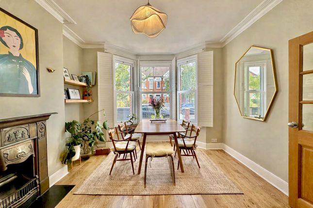 50, Drayton Avenue, London photo 3