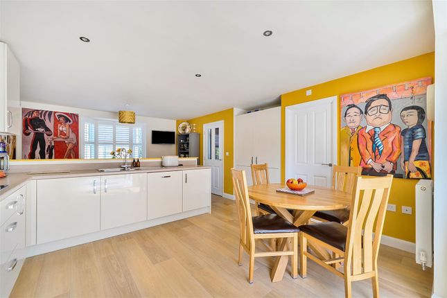 8, Orchid Close, Barnstaple photo 2