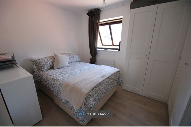 A Wheatley Close, Hendon London, London photo 5