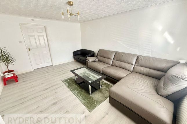 Greetland Drive, Manchester photo 3