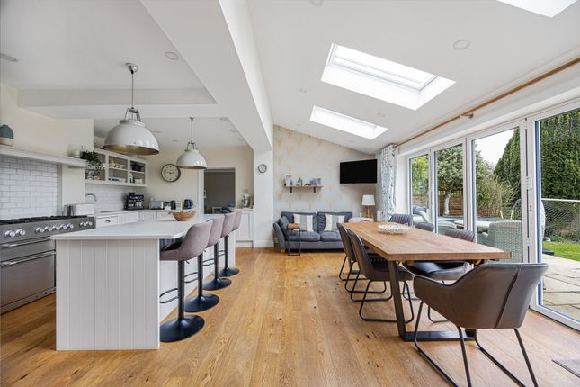 6, Shepherds Way, Gloucestershire photo 4