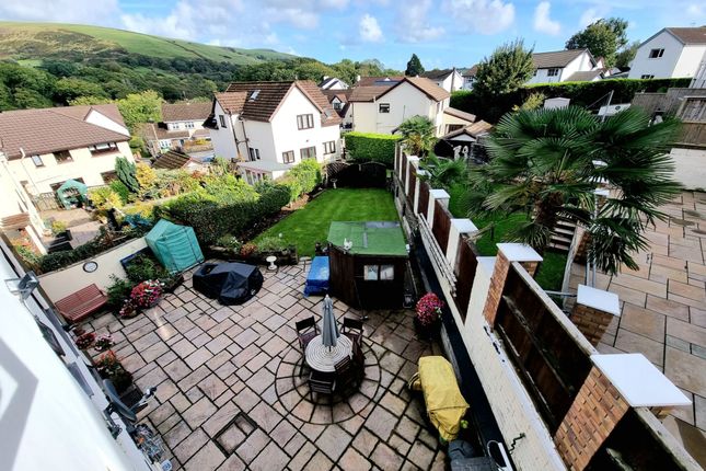 35 Darren View, Maesteg photo 4