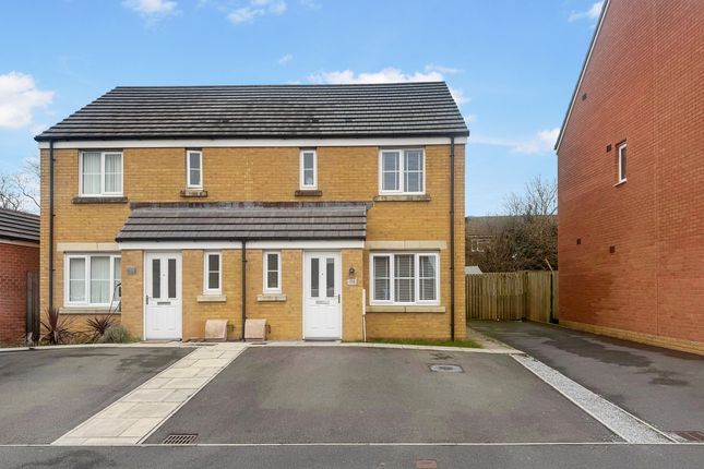 106, Maes Y Glo, Llanelli photo 2