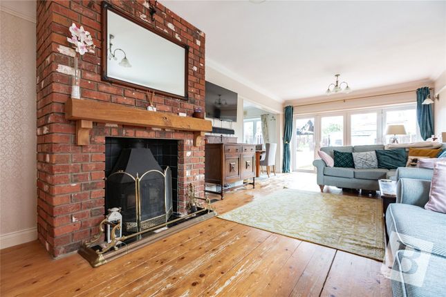 11, Onslow Gardens, Essex photo 3