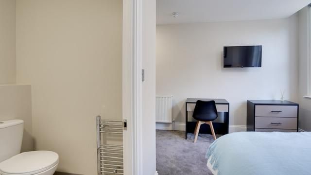 Room 3, The Old Tailors, 4, Church Street, KIDDERMINSTER photo 4