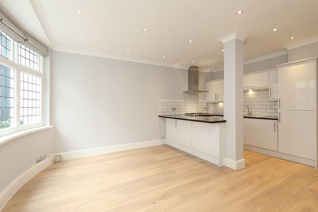 Thumbnail Mews house to rent in Gloucester Place Mews, Marylebone, London