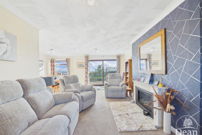 Orchard Rise, Bailey Hill, Lydney photo 4