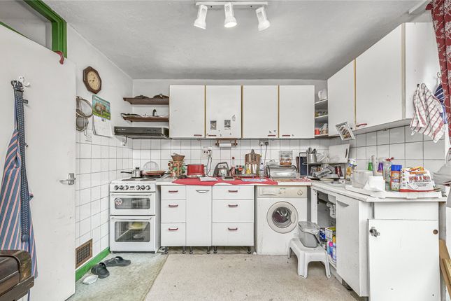 9, West Drive, London photo 2