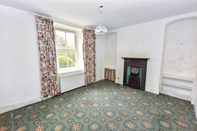 7, Roskear Fields, Camborne photo 2
