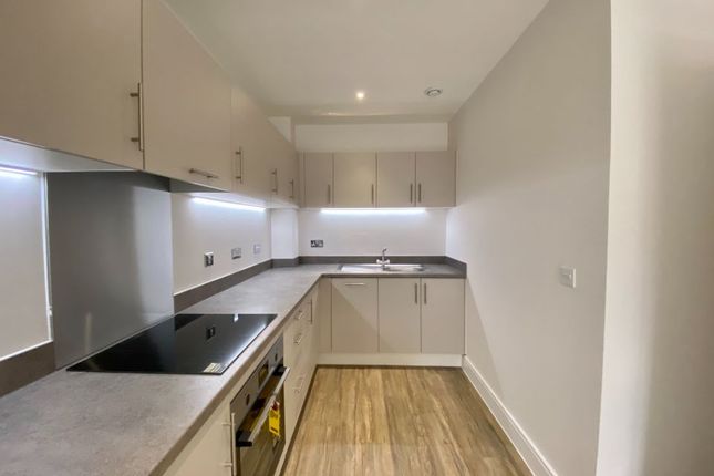 16 Thistle House,, Emerald Avenue, Hampshire photo 2