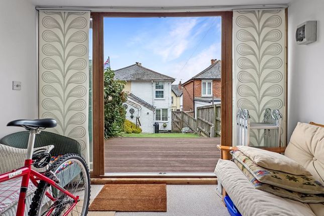 54, Albert Street, Cowes photo 2