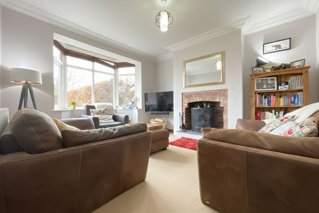 19 Throxenby Lane, Scarborough photo 4