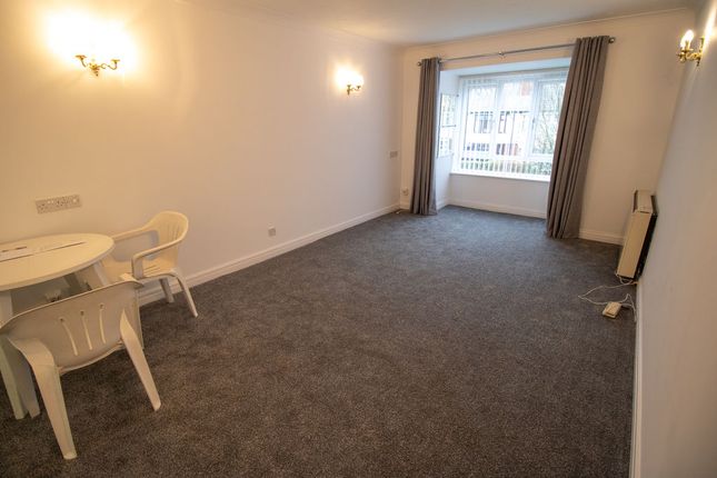 Apt 20 Rydal Court, Kingsbury Avenue, Bolton photo 3