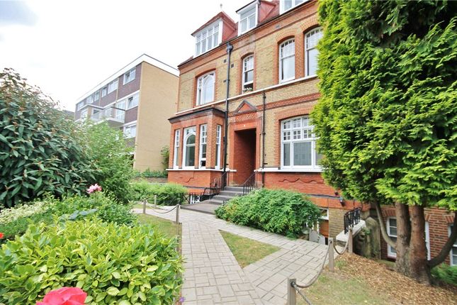 Thumbnail Flat to rent in Cambalt Road, Putney