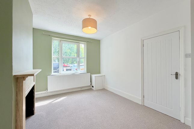 26, Jacksons Lane, WELLINGBOROUGH photo 3