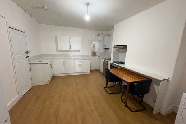 9c, 13-14, Western Parade, Southsea photo 3