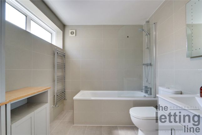 81, Goat Lane, Middlesex photo 2