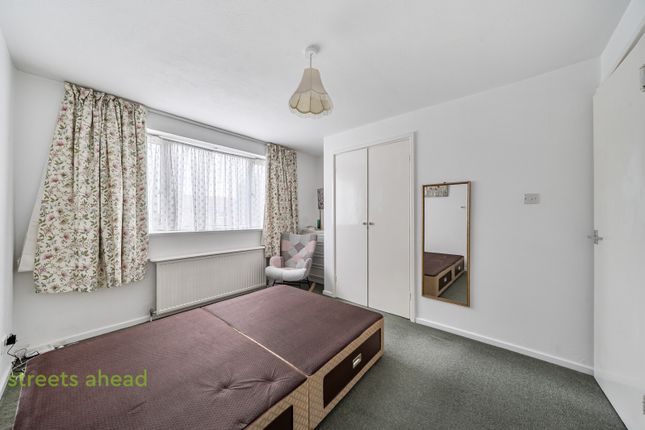 Inglewood, Croydon photo 4
