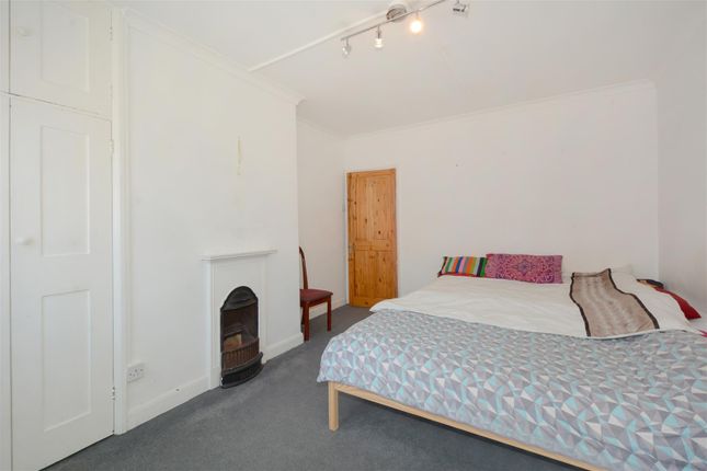 28, Morris House, London photo 4