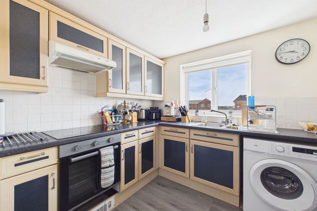 1f Cassin Drive, Cheltenham photo 3