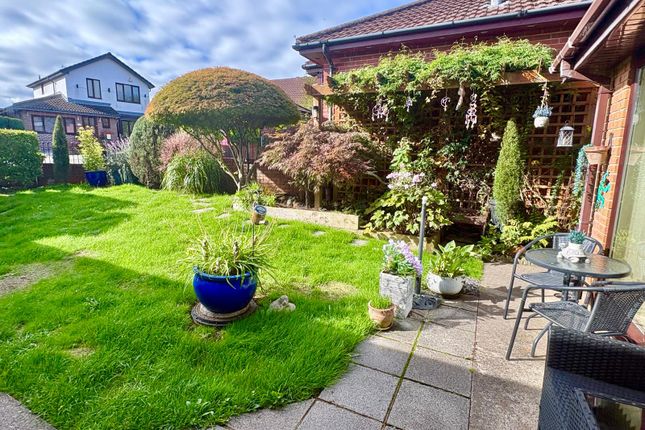 37, Cook Road, Barry photo 2