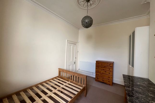 Flat to rent in Clifton Street, Plymouth