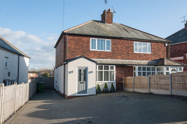Thumbnail Semi-detached house to rent in Foljambe Avenue, Chesterfield