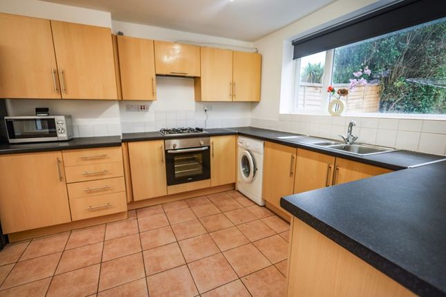 Detached house to rent in Capstone Road, Bournemouth