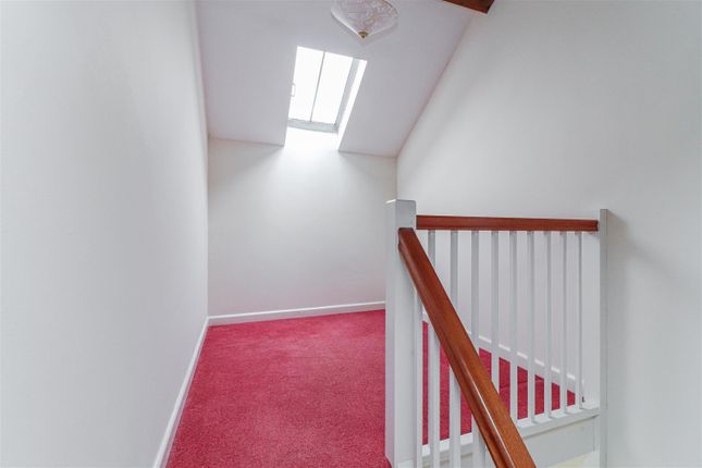Mews house for sale in The Granary, Hadleigh, Ipswich