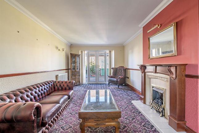 Tarn House, Doncaster Road, Brayton photo 4