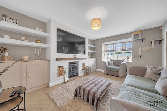 2, Gaskell Drive, Burnley photo 2