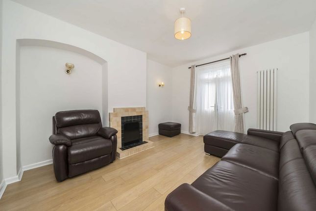 85, Sawley Road, London photo 2
