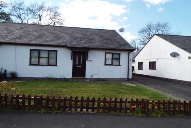 Thumbnail Semi-detached bungalow to rent in Gwyddelwern, Corwen