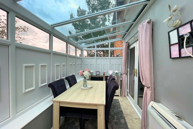 30, Acorn Avenue, Halstead photo 4